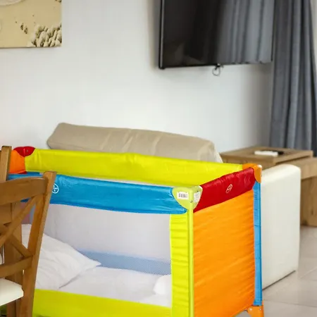 Robolla מלון דירות רודה