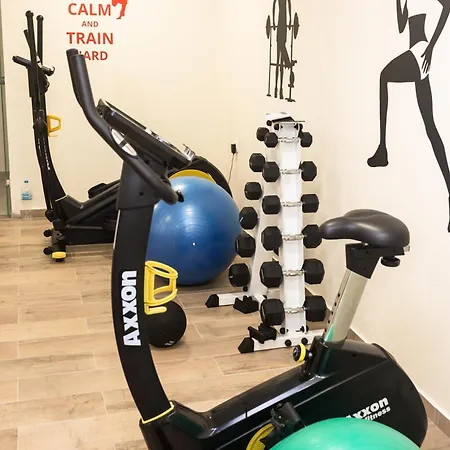 מלון דירות Robolla